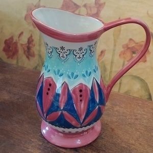 Meritage pitcher. J11GW6